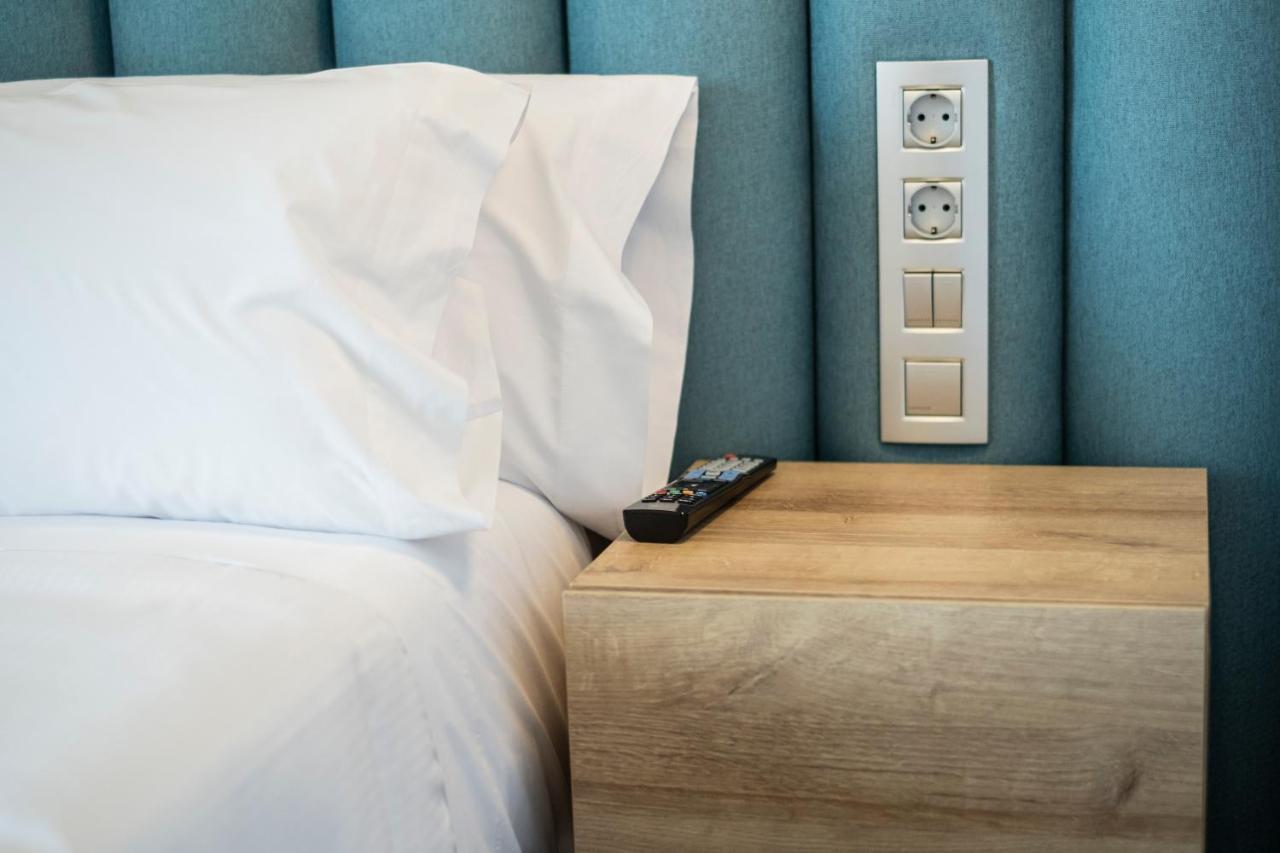 Hotel Voramar L' Escala エクステリア 写真