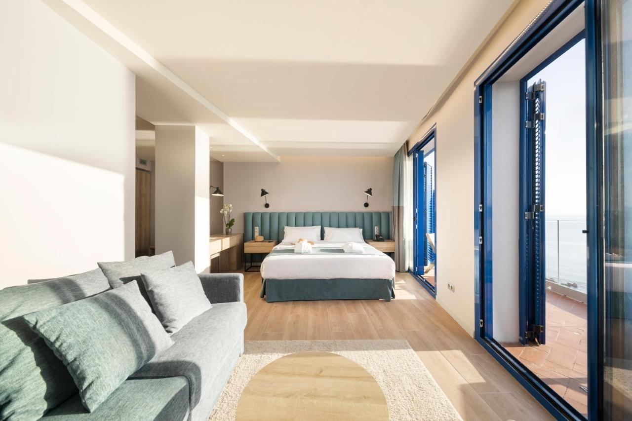 Hotel Voramar L' Escala エクステリア 写真